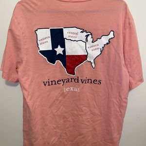 Vineyard vines t shirt